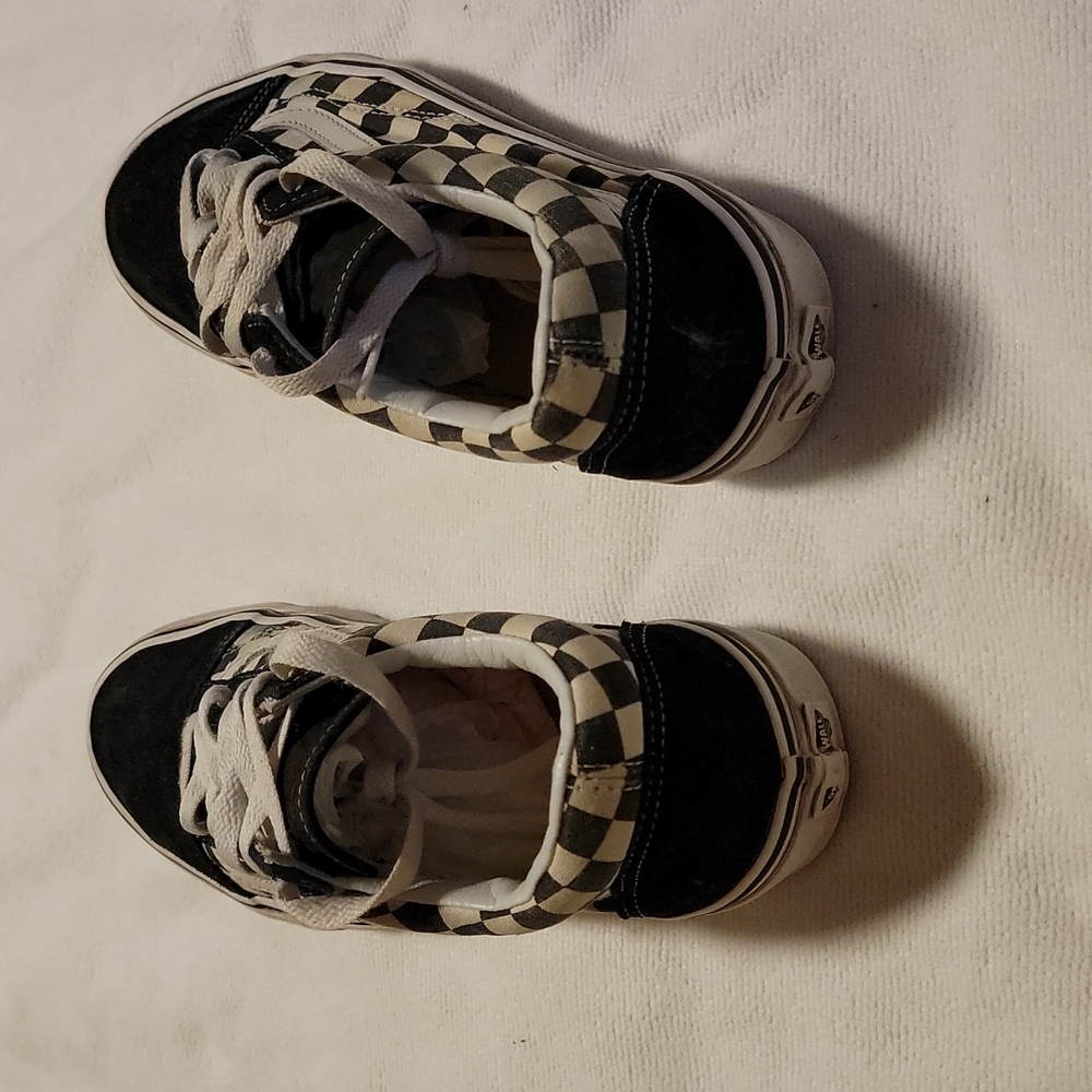 Vans - Picture 4 of 6